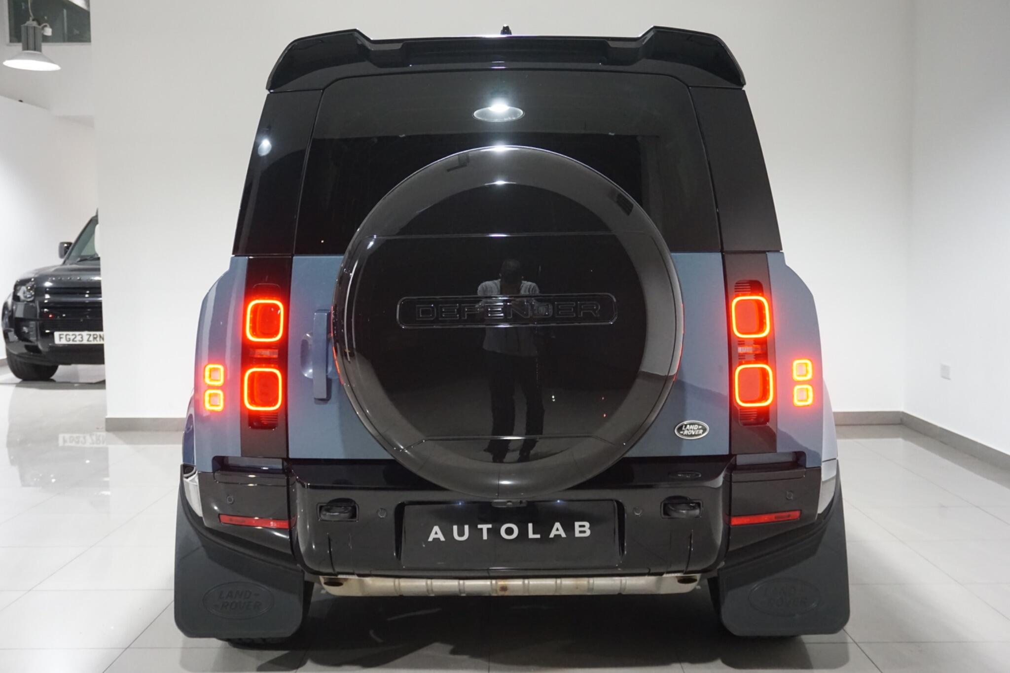 Land Rover Defender 110 2.0 P400e 15.4kWh X-Dynamic HSE SUV 5dr Petrol Plug-in Hybrid Auto 4WD Euro 6 (s/s) (404 ps)